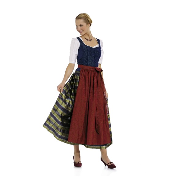 7870 Robe Folklorique